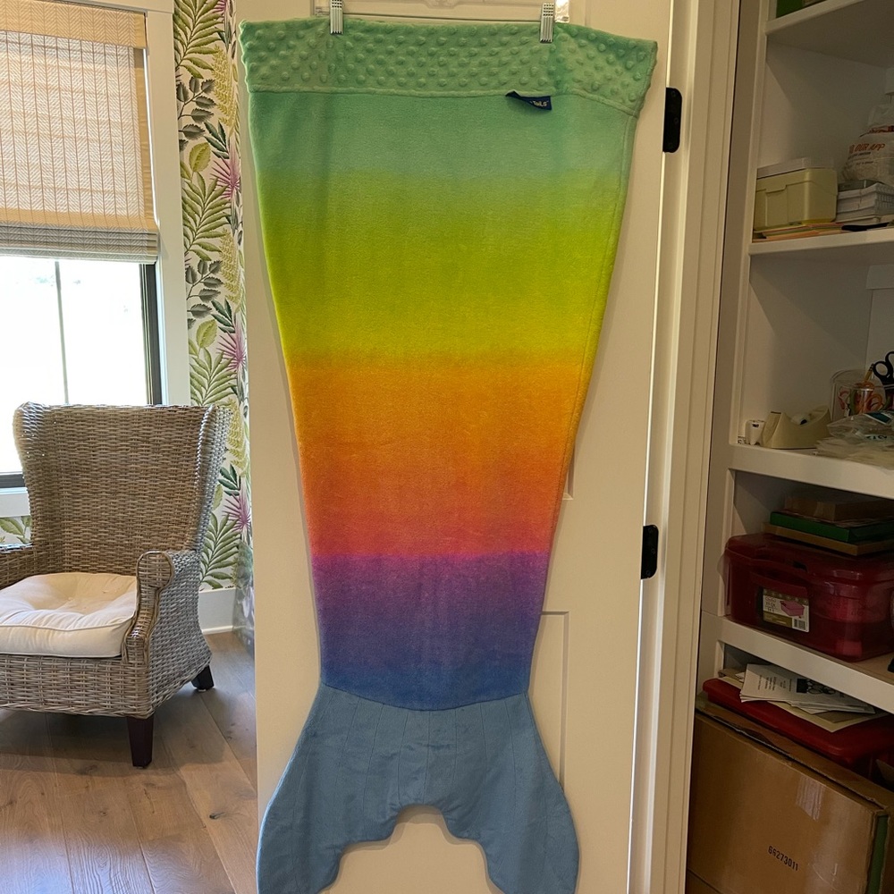 Blankie Tails Mermaid Tail‎ Blanket
